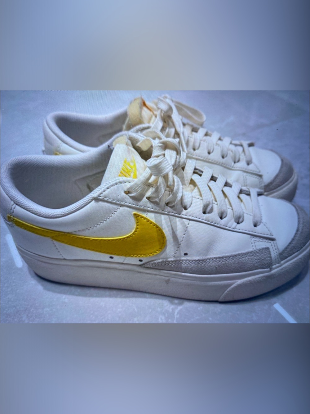 Nike Women’s White Sneakers with Yellow Swoosh